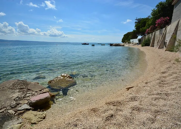 아파트 Davor Ceko 예세니체